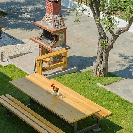 Olivera Apartman Szkála Rahoníu