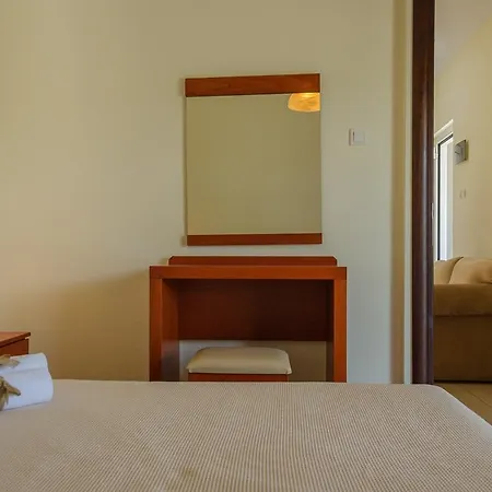 Apartman Olivera Szkála Rahoníu